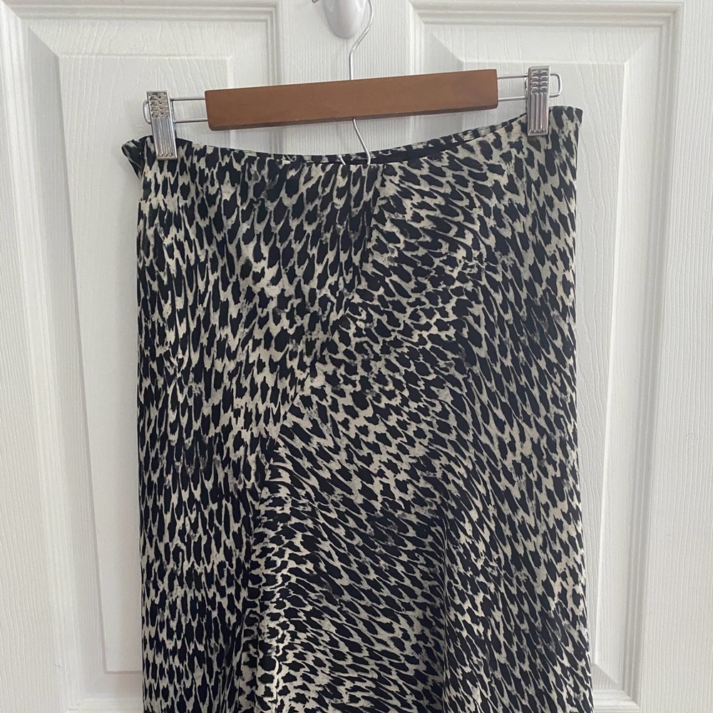 Nine West animal print skirt
